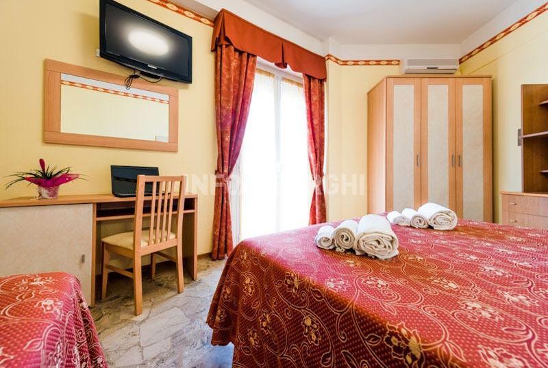 Hotel Marco Polo Bellaria-Igea Marina Exterior foto